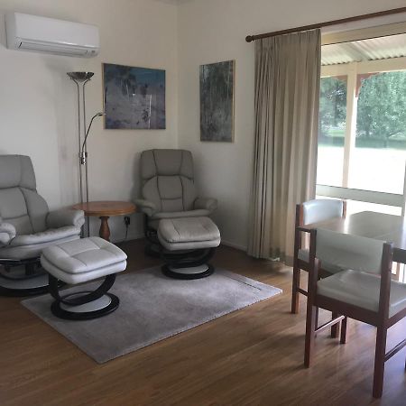 Glen Waverly Farmstay Глен Инес Екстериор снимка